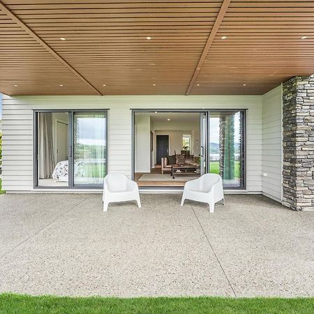Lakeside Karapiro Downstairs Apartment Кеймбридж Екстериор снимка