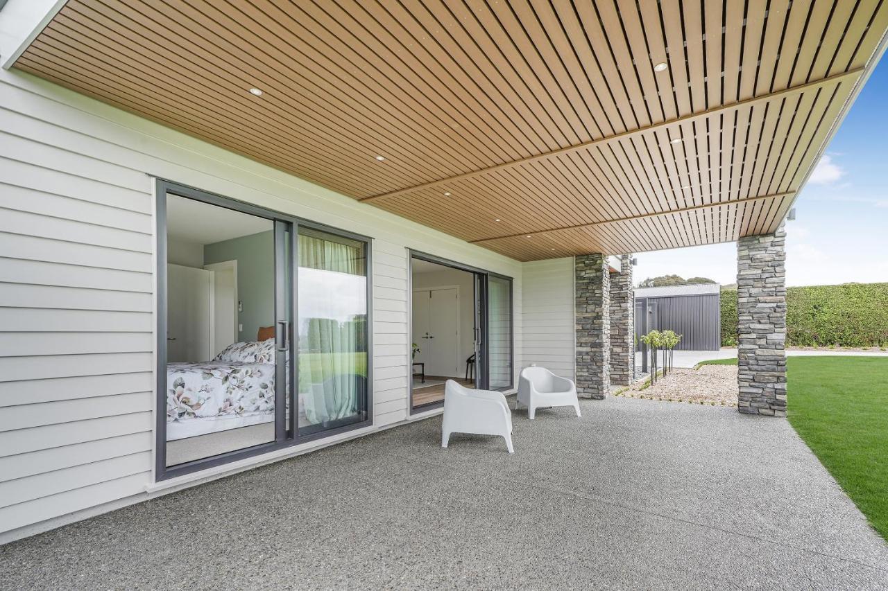 Lakeside Karapiro Downstairs Apartment Кеймбридж Екстериор снимка